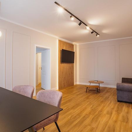 Bloom Downtown Suites Клуж-Напока Екстер'єр фото