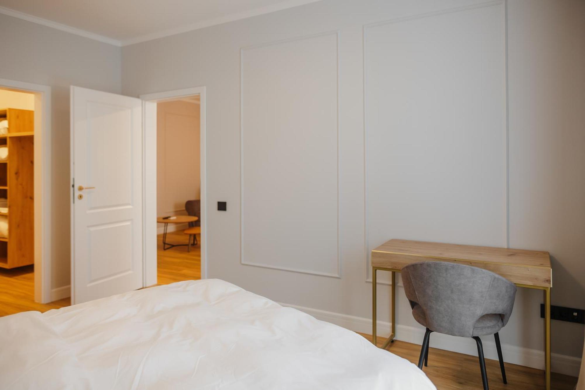 Bloom Downtown Suites Клуж-Напока Екстер'єр фото