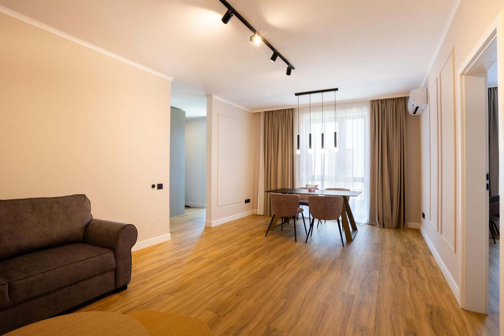 Bloom Downtown Suites Клуж-Напока Екстер'єр фото