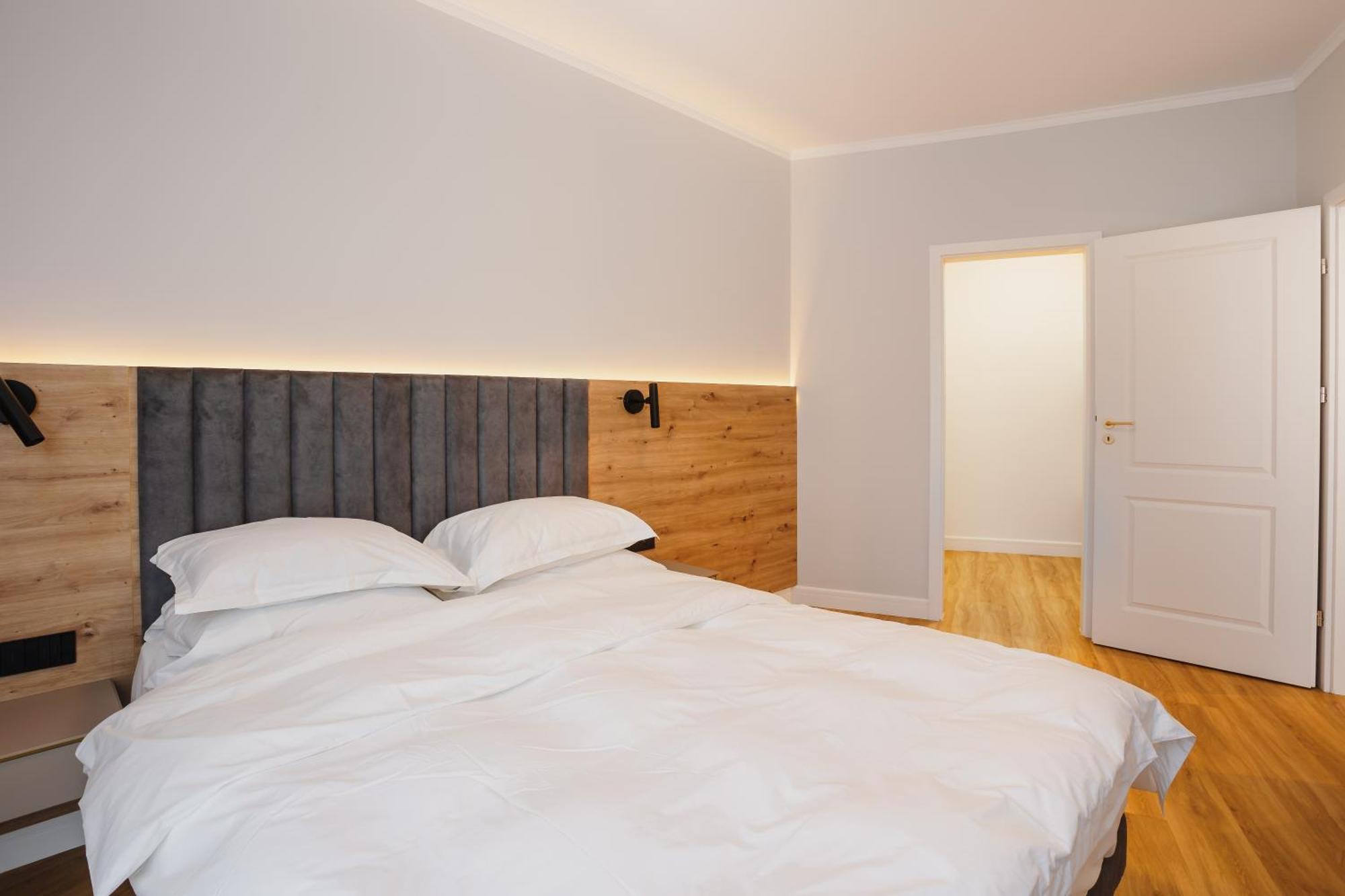 Bloom Downtown Suites Клуж-Напока Екстер'єр фото