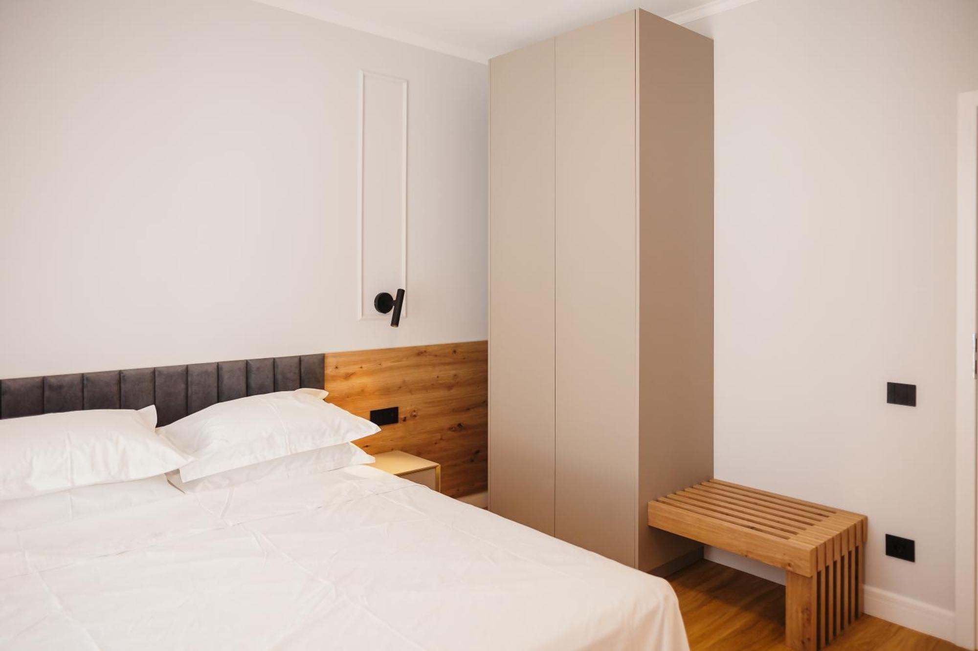 Bloom Downtown Suites Клуж-Напока Екстер'єр фото