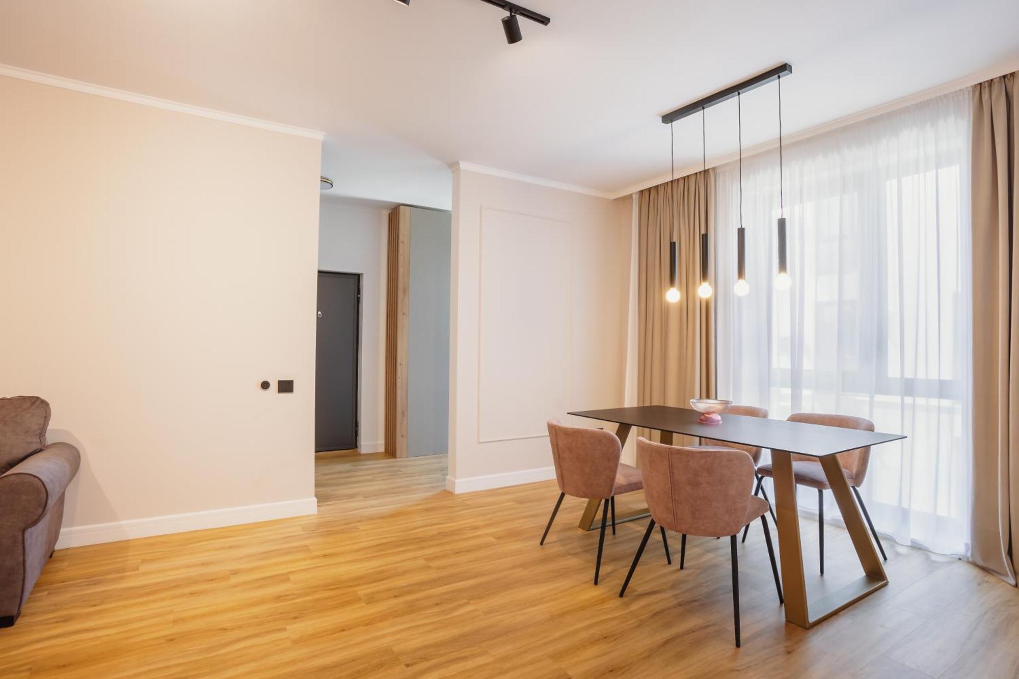 Bloom Downtown Suites Клуж-Напока Екстер'єр фото