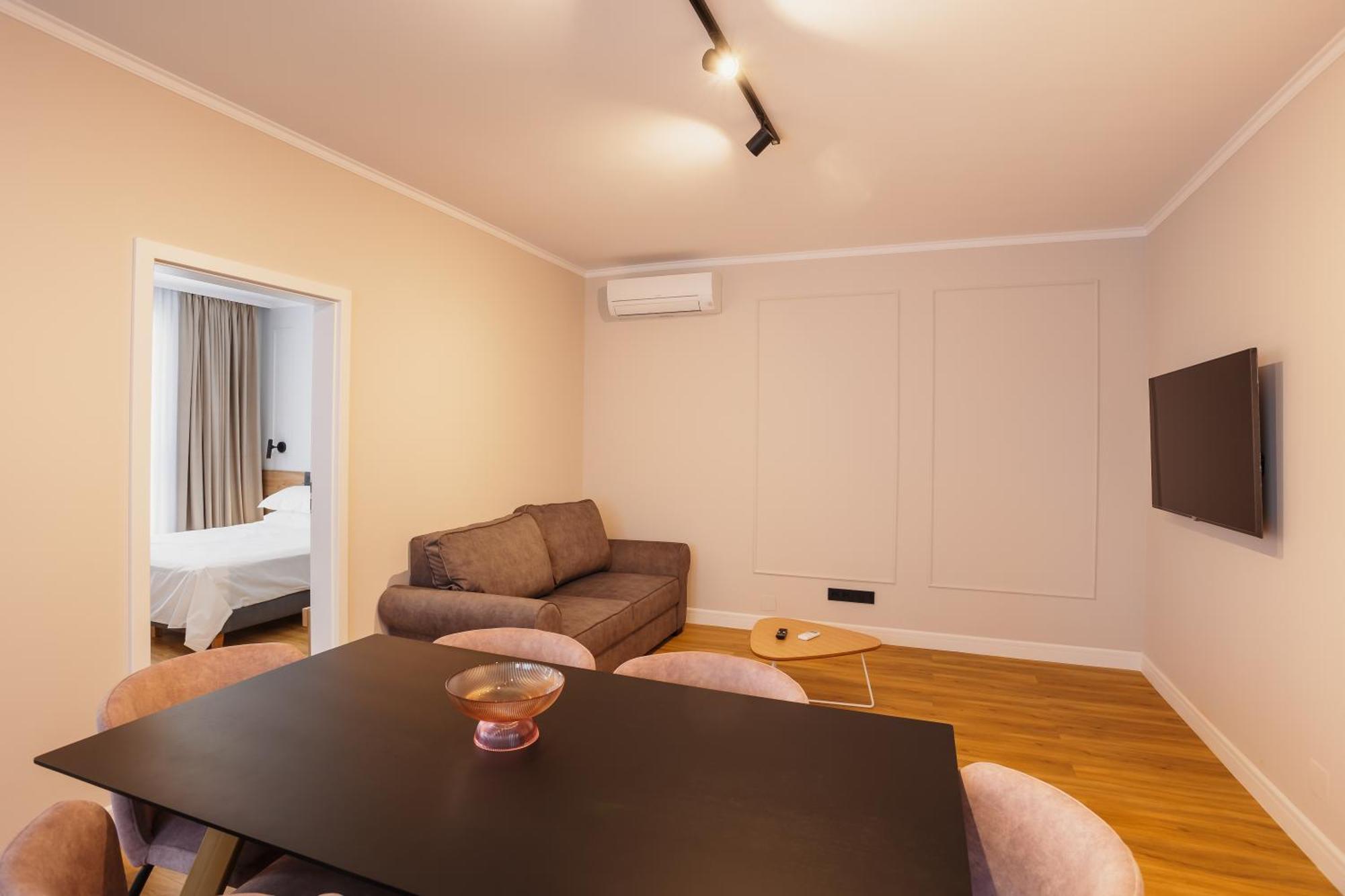 Bloom Downtown Suites Клуж-Напока Екстер'єр фото