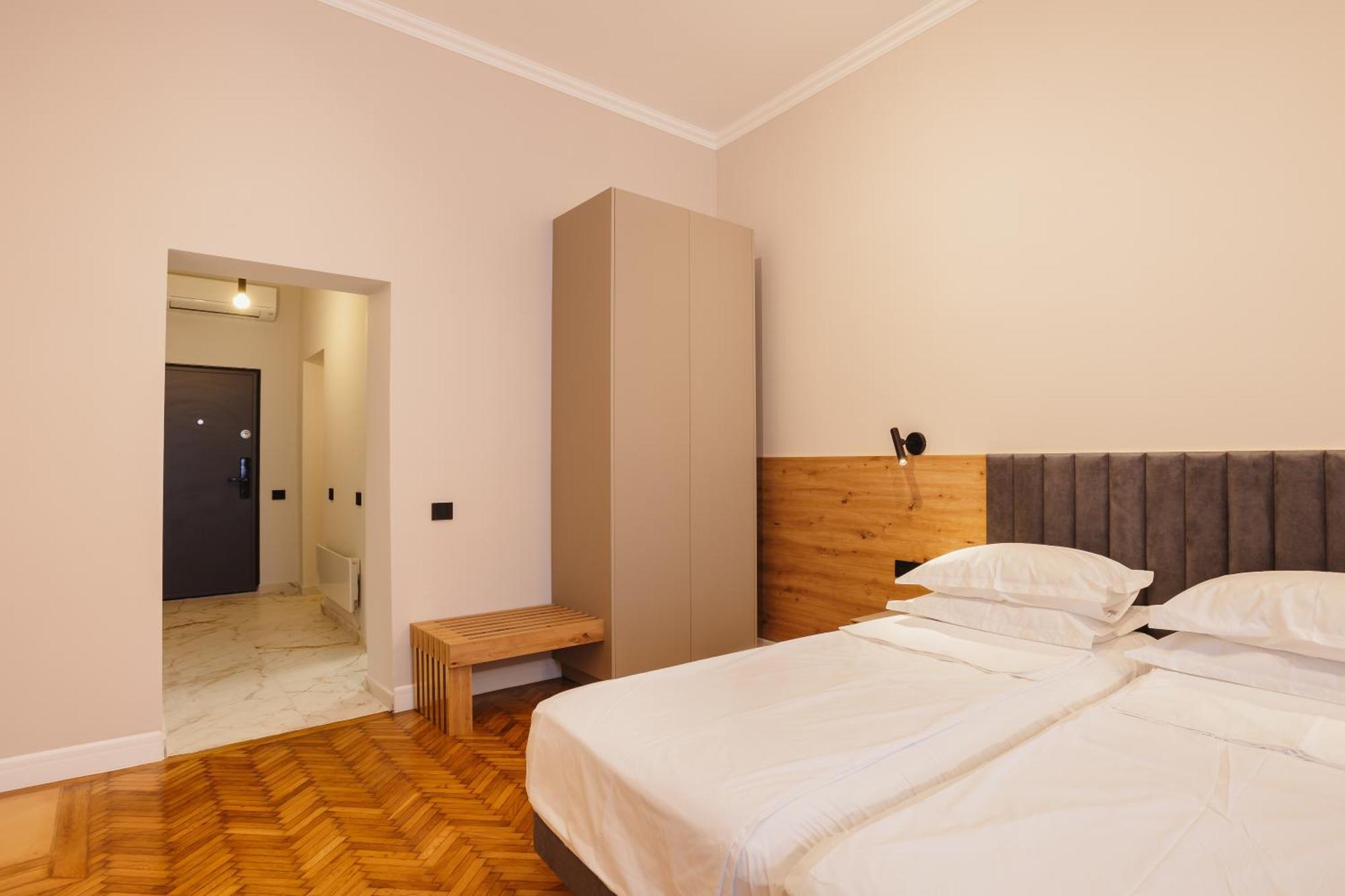 Bloom Downtown Suites Клуж-Напока Екстер'єр фото