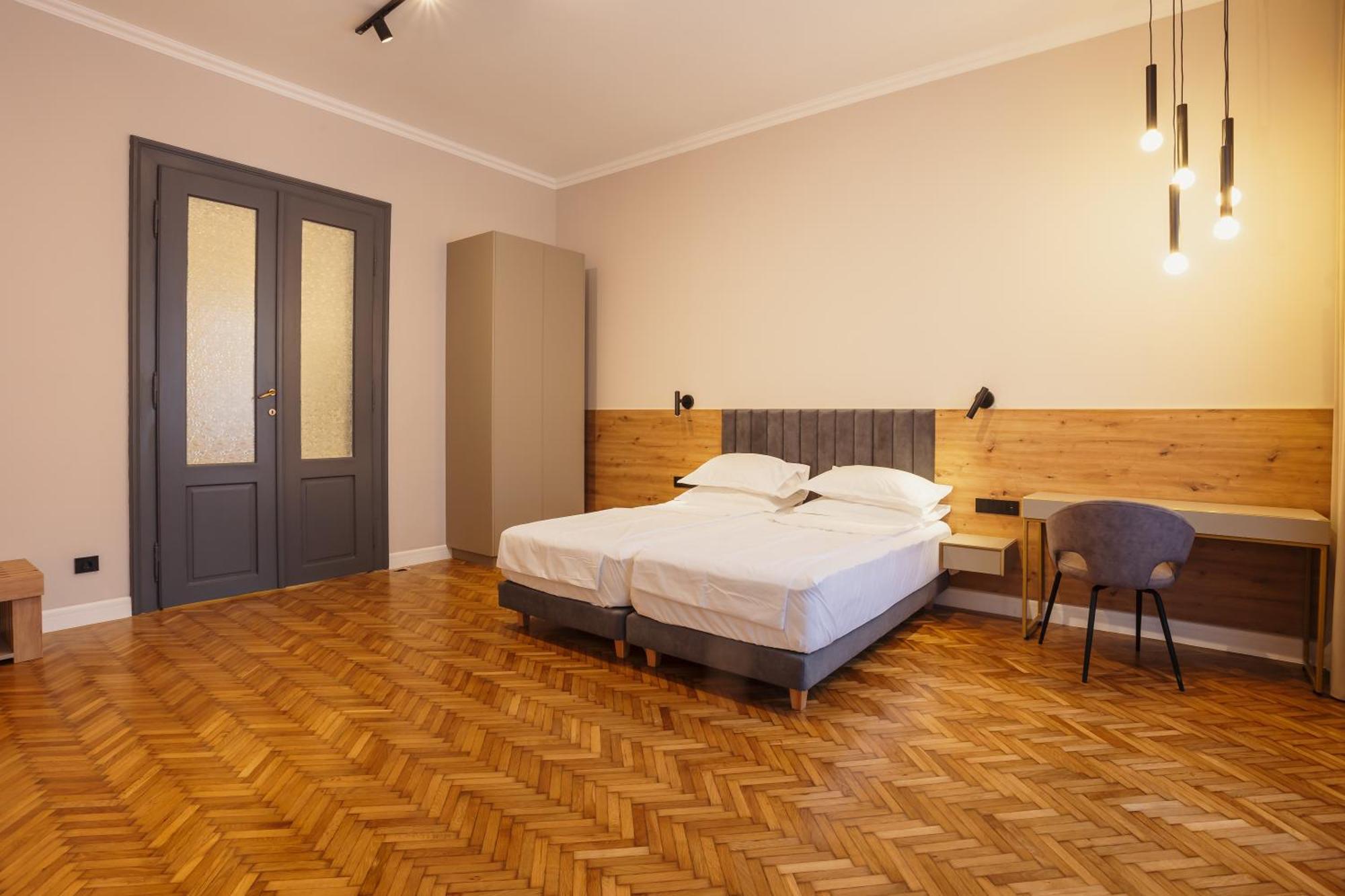Bloom Downtown Suites Клуж-Напока Екстер'єр фото